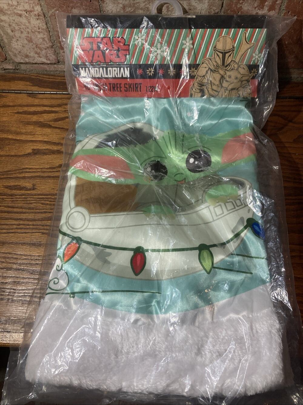 Star Wars The Mandalorian BABY YODA The Child Pod CHRISTMAS Tree Skirt HOLIDAY